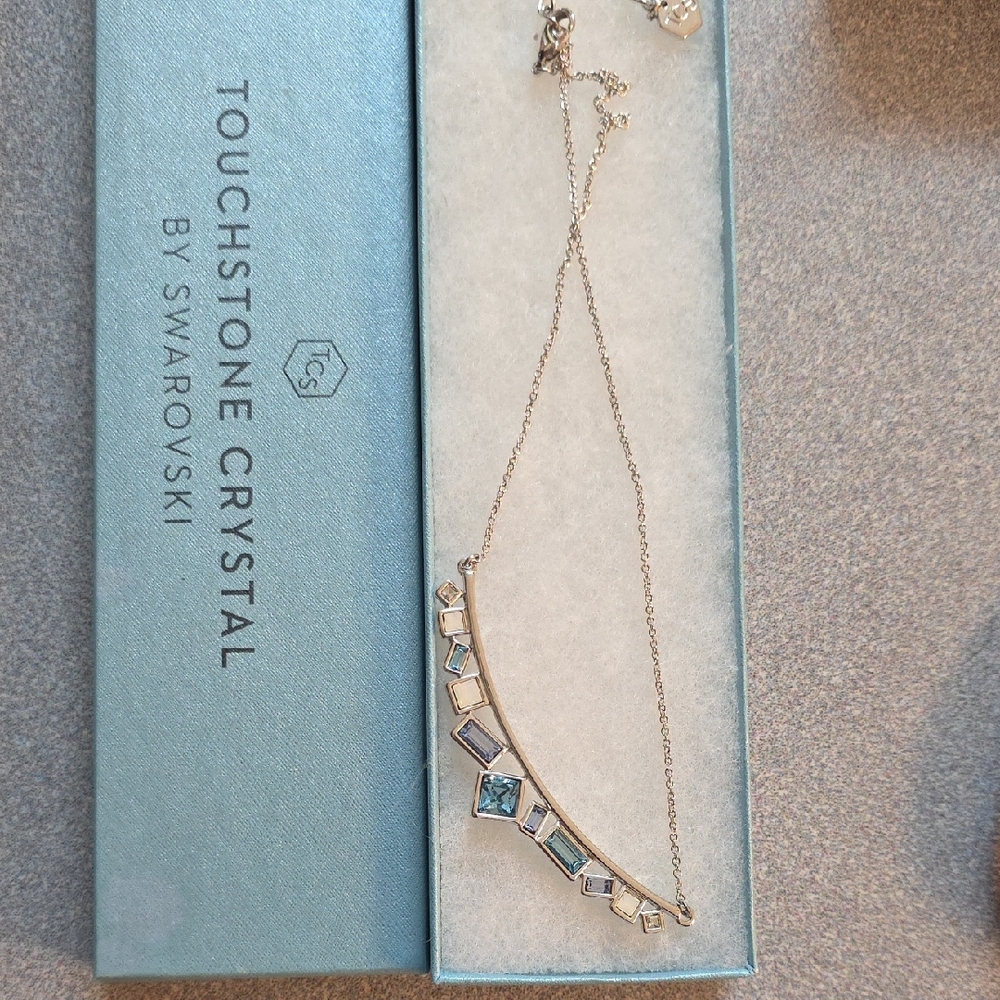 'On The Town' Touchstone Crystal Blue and Silver Necklace With Extender